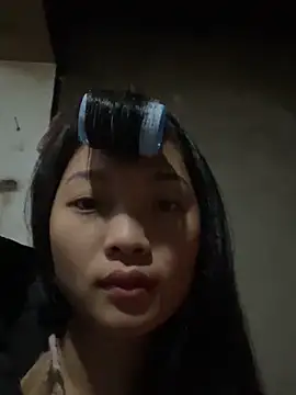 Lyn-be99 online show from 1, 2, 2026