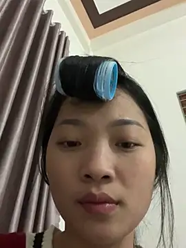 Lyn-be99 online show from 3, 2, 2026