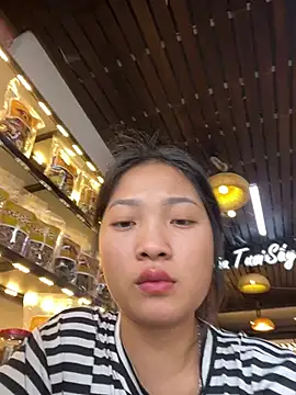 Lyn-be99 online show from 21, 4, 2026