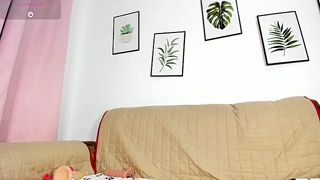 DomenicaW online show from 10, 2, 2026