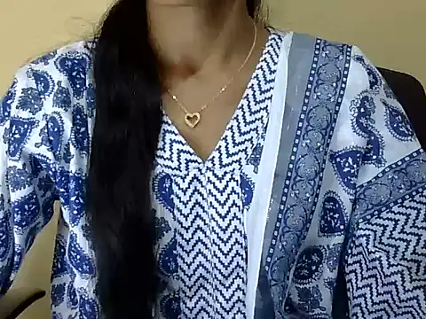 Snapshot of Khushi_v chatting on 27, 2, 2026 Khushi v online show from 27, 2, 2026