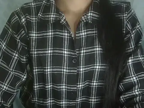 Snapshot of Khushi_v chatting on 2, 3, 2026 Khushi v online show from 2, 3, 2026