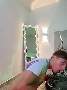 EVAN TAY online show from 16, 3, 2026