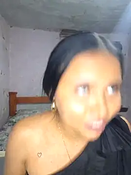 Daniela Cruz  online show from 13, 2, 2026