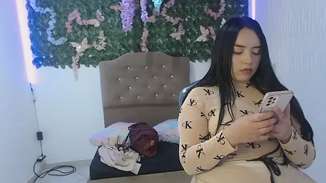 Snapshot of adara_cute_69 chatting on 12, 2, 2026 adara cute 69 online show from 12, 2, 2026