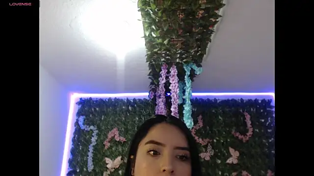 Snapshot of adara_cute_69 chatting on 9, 5, 2026 adara cute 69 online show from 9, 5, 2026