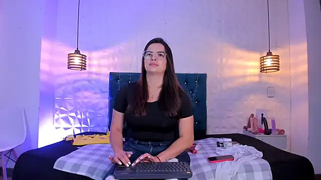 Snapshot of samantha_foxyy chatting on 11, 3, 2026 samantha foxyy online show from 11, 3, 2026