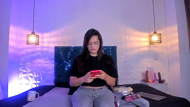 Snapshot of samantha_foxyy chatting on 7, 4, 2026 samantha foxyy online show from 7, 4, 2026