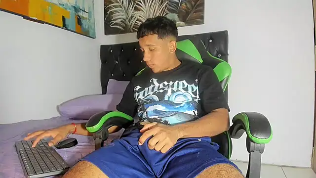 Snapshot of ricky_spensar23cm_ chatting on 19, 3, 2026 ricky spensar23cm online show from 19, 3, 2026