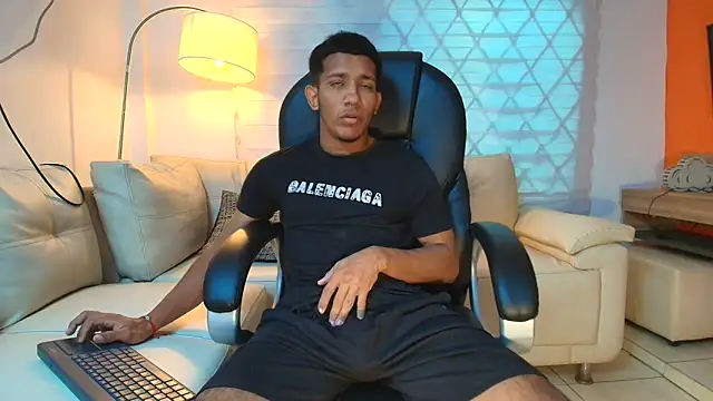 Snapshot of ricky_spensar23cm_ chatting on 31, 3, 2026 ricky spensar23cm online show from 31, 3, 2026