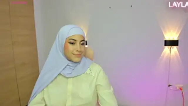 LAY LA  online show from 15, 4, 2026