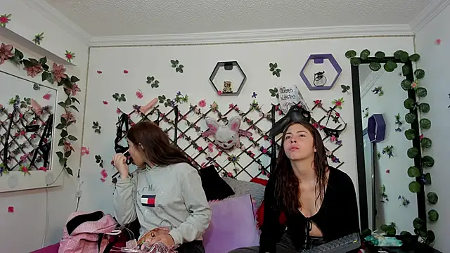 Snapshot of playful-girls chatting on 3, 2, 2026 playful-girls online show from 3, 2, 2026