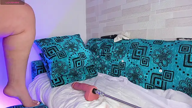 Snapshot of Julieta_jane_ss chatting on 2, 2, 2026 Julieta jane ss online show from 2, 2, 2026