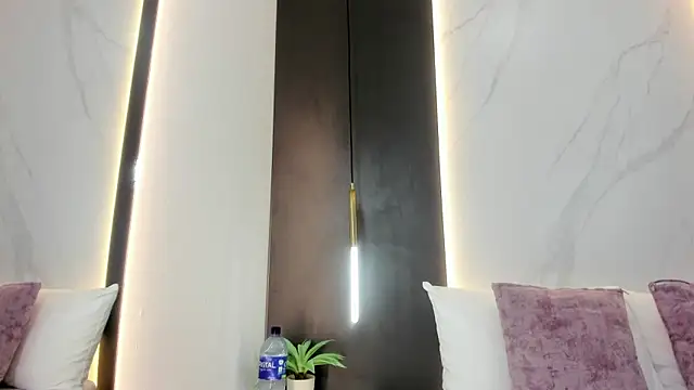 valeryn  rosse online show from 8, 2, 2026