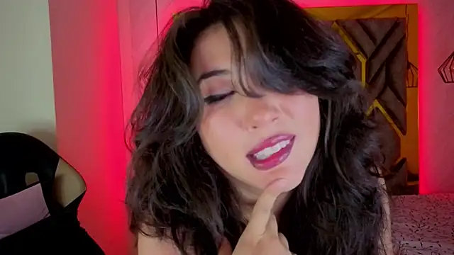 Luvienne online show from 6, 2, 2026