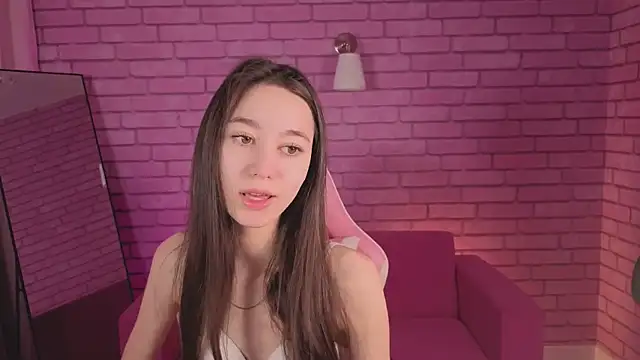 Snapshot of Nicole_Brownie chatting on 22, 4, 2026 Nicole Brownie online show from 22, 4, 2026
