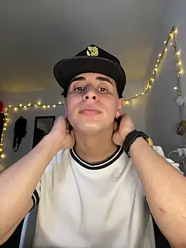 Maximuz1920 online show from 7, 4, 2026