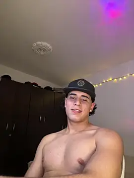 Maximuz1920 online show from 18, 4, 2026