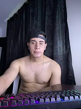 Maximuz1920 online show from 12, 7, 2026