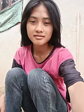 Snapshot of Hoa-tuylip chatting on 22, 5, 2026 Hoa-tuylip online show from 22, 5, 2026