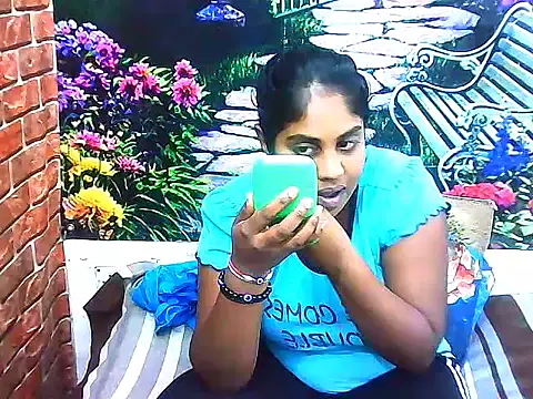 Snapshot of IndianDiva27 chatting on 22, 3, 2026 IndianDiva27 online show from 22, 3, 2026