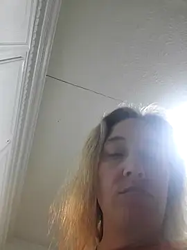 Sunflower0025 online show from 3, 3, 2026