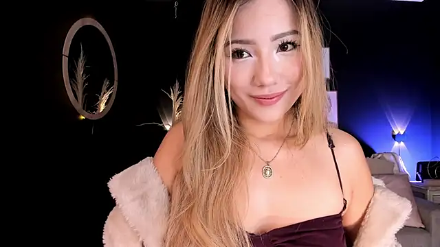 Isa cortes  online show from 13, 4, 2026