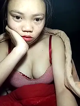 Snapshot of derylove_ chatting on 8, 2, 2026 derylove online show from 8, 2, 2026