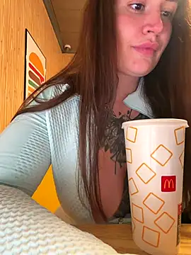 Snapshot of TattooGirlAlia chatting on 4, 11, 2025 TattooGirlAlia online show from 4, 11, 2025