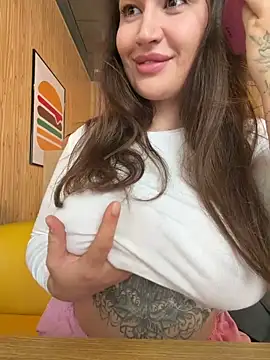 Snapshot of TattooGirlAlia chatting on 13, 11, 2025 TattooGirlAlia online show from 13, 11, 2025