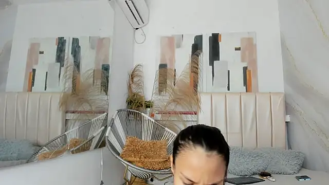 cristina aznar1 online show from 6, 4, 2026