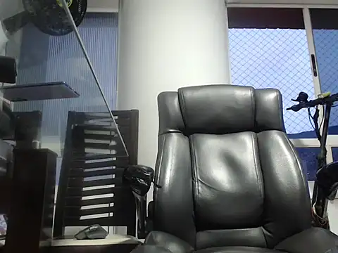 seriohetero19 online show from 4, 2, 2026