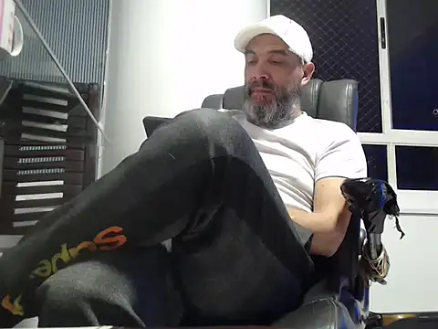 seriohetero19 online show from 16, 2, 2026