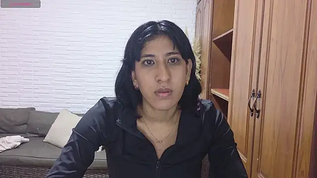 Snapshot of Violet_rousse7 chatting on 6, 6, 2026 Violet rousse7 online show from 6, 6, 2026