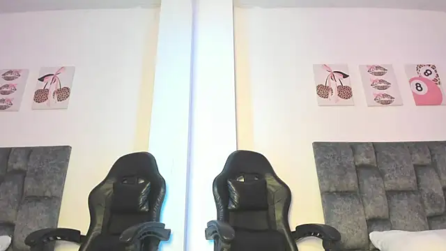 Snapshot of Isabella_Moon9 chatting on 11, 5, 2026 Isabella Moon9 online show from 11, 5, 2026