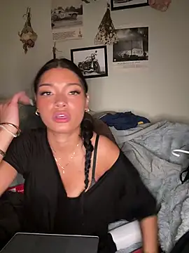 Snapshot of ellianajean chatting on 5, 6, 2026 ellianajean online show from 5, 6, 2026