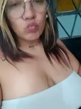 kuramaqueen online show from 13, 3, 2026