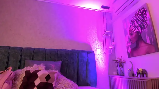 Aleera Walton online show from 26, 3, 2026