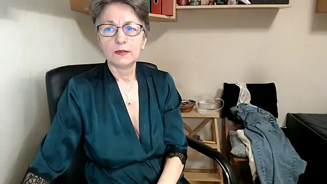 katemodel online show from 21, 11, 2025