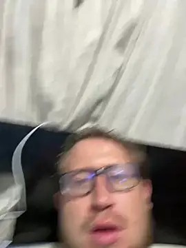 Ecuhot8976 online show from 25, 2, 2026