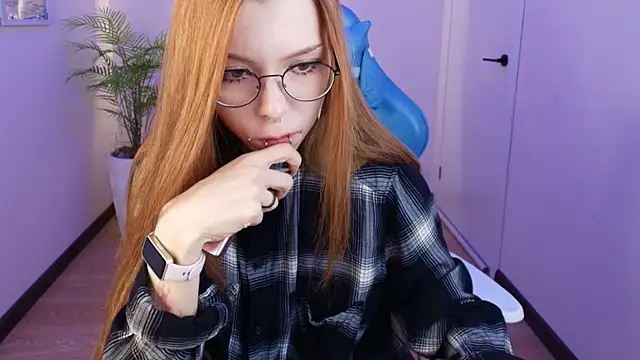 Snapshot of PinkAn8el chatting on 6, 2, 2026 PinkAn8el online show from 6, 2, 2026