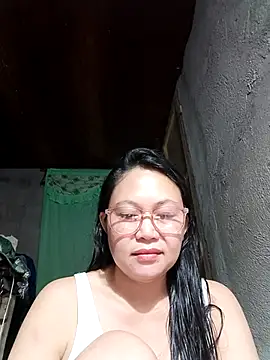 Snapshot of hotpinay_45 chatting on 3, 2, 2026 hotpinay 45 online show from 3, 2, 2026