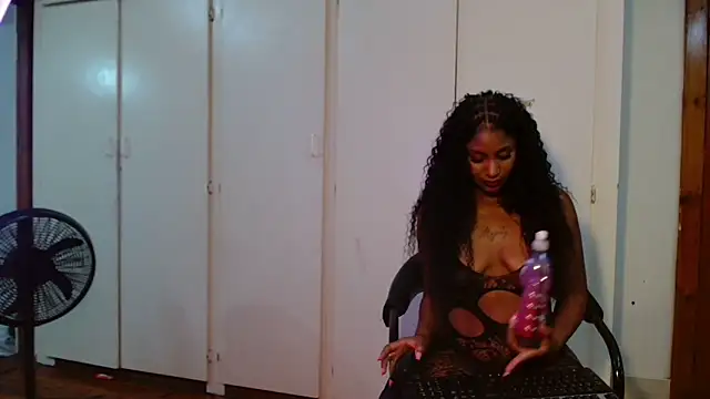 Moreish-06 online show from 18, 4, 2026