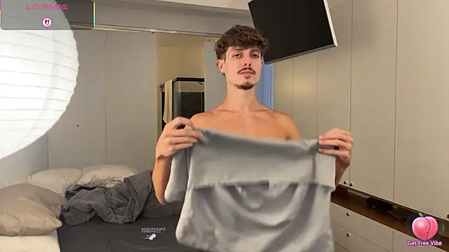 Snapshot of vitoraugustoxxx chatting on 24, 2, 2026 vitoraugustoxxx online show from 24, 2, 2026