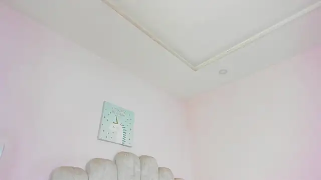 paula cosioo online show from 10, 4, 2026