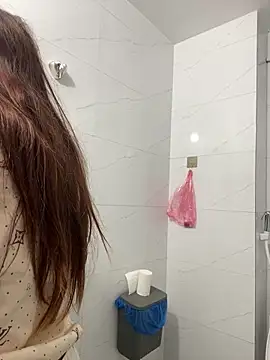Emxinhka1 online show from 25, 4, 2026