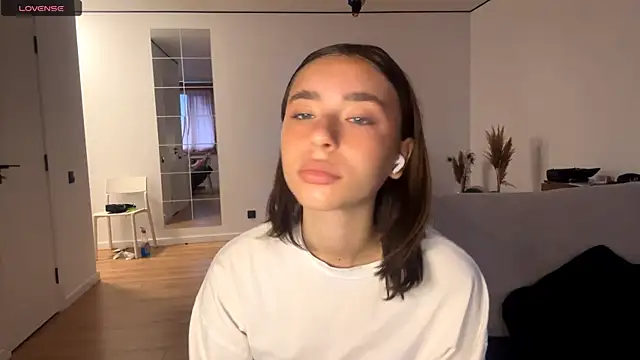 Snapshot of DeltaNorwoode chatting on 2, 3, 2026 DeltaNorwoode online show from 2, 3, 2026