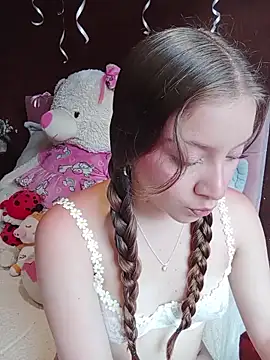 MimiSoftie online show from 7, 4, 2026