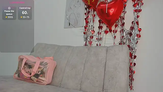 Snapshot of velvetluna_ chatting on 5, 3, 2026 velvetluna online show from 5, 3, 2026