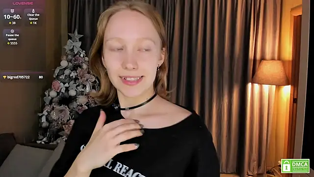 Snapshot of Cutie_Ellis chatting on 15, 7, 2026 Cutie Ellis online show from 15, 7, 2026
